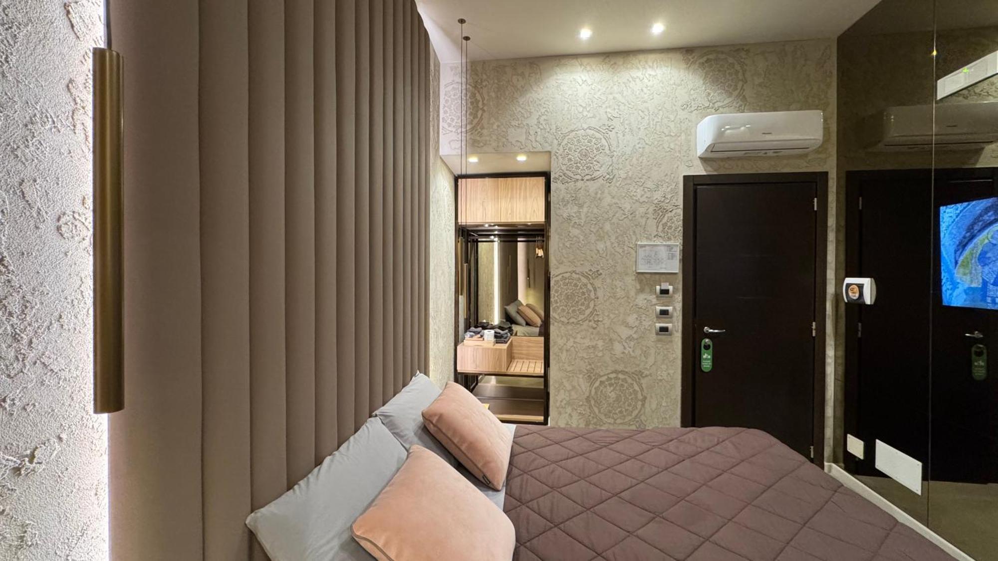 Tropicana Room Caserta Exterior photo